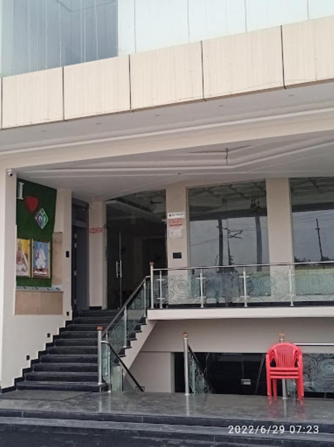 Guru Dev Palace Hotel & Lawn,Ayodhya Eksteriør bilde